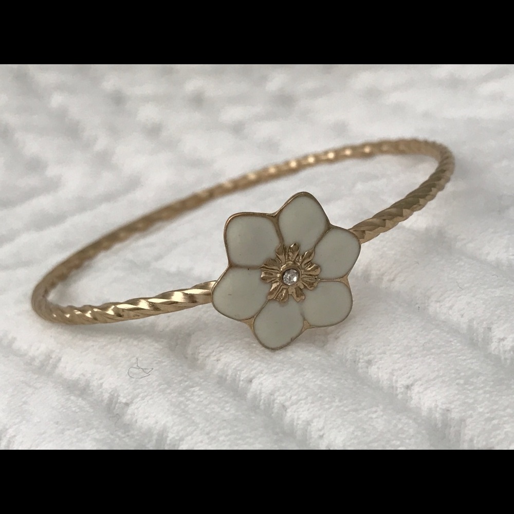 Infinity Bracelet - Picture 3 of 7